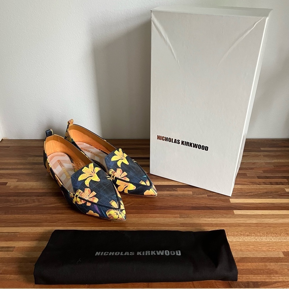 Nicholas Kirkwood Beya Flower Print Bottalato Sunflower Navy and Yellow